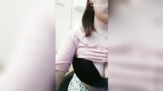 豪乳主播【泡泡老師】網吧勾搭屌絲看片公然包房做愛 性癮強 連操好幾炮 淫語不斷