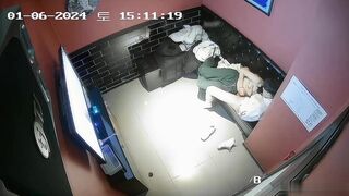 攝影機偷拍 KTV包房學生情侶下午翹課體驗性愛的快樂