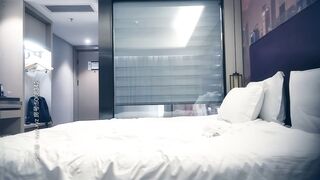 七天探花眼鏡妹 敏感體質 無套做愛到高潮抽搐 2-2