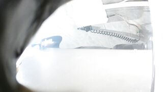 廁拍 無毛靚妹沖BB-02