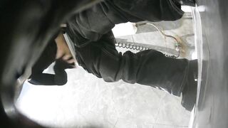 廁拍 無毛靚妹沖BB-02