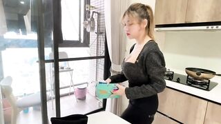 台灣巨乳網紅【艾瑪】emmy18y性感美鮑 圓潤大奶 被幹的淫水直流 -09