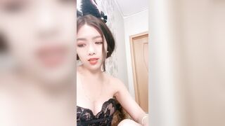 黑絲顏值女神直播被內射 享受的樣子 好想再幹一次 - 11