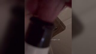 阿朱黑絲酒瓶自慰