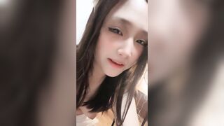 清純可愛美少女！甜美嫩妹！無毛騷穴掰開特寫