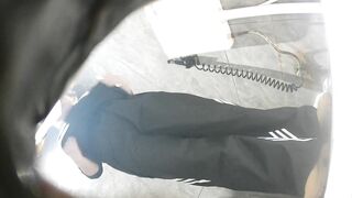 廁拍 無毛靚妹沖BB-06