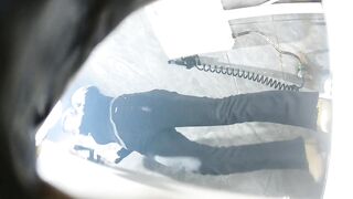 廁拍 無毛靚妹沖BB-04