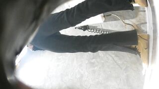 廁拍 無毛靚妹沖BB-04