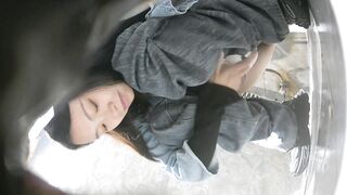 廁拍 無毛靚妹沖BB-13