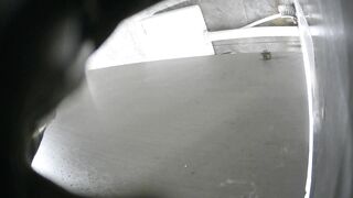 廁拍 無毛靚妹沖BB-14