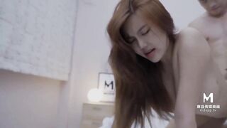 MD-0077 飢渴少婦勾引男家教 沈芯語