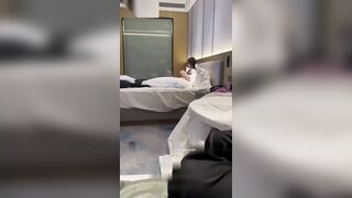 超反差『icicis』喜歡背著男朋友多人運動 -07