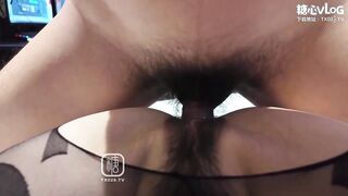 享受性快樂的【女性第一視角】 看大肉棒 瘋狂撞擊自己的小穴 爽的噴水 無套內射-06