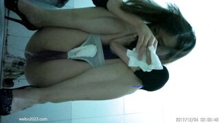 廁拍 女神 高跟少婦-04