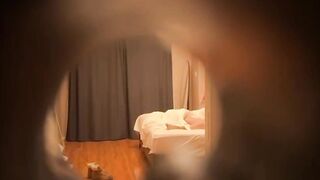 酒店偷拍 偷窺大學生電競酒店內瘋狂做愛-3