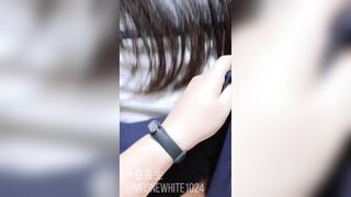 在公開環境裡總是能得到別樣的快樂。猜猜這是哪的洗手間。