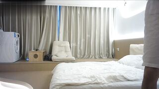 探花老司機酒店約炮網紅臉帶貨女主播 胸大腰細逼水特別多